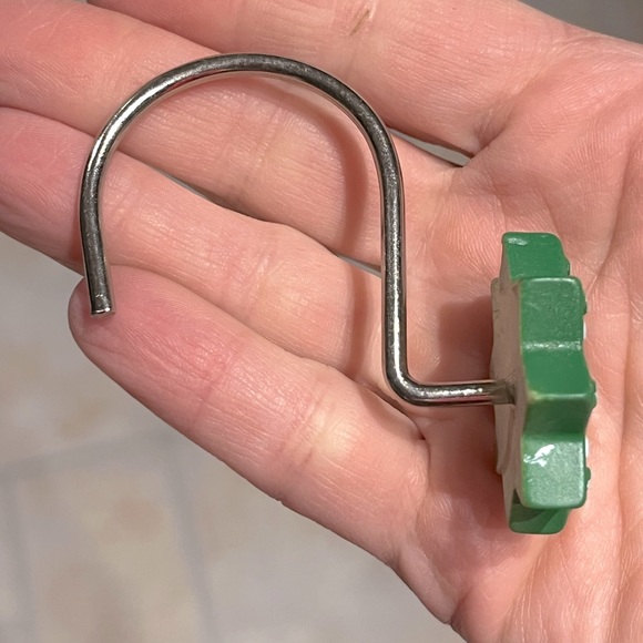 Decorative Green and White Snowflake Shower Curtain Hooks, NWOT - Picture 3 of 3